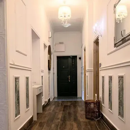 Gostinjska kuća Silver Gate Rooms-diocletian's Palace 3*