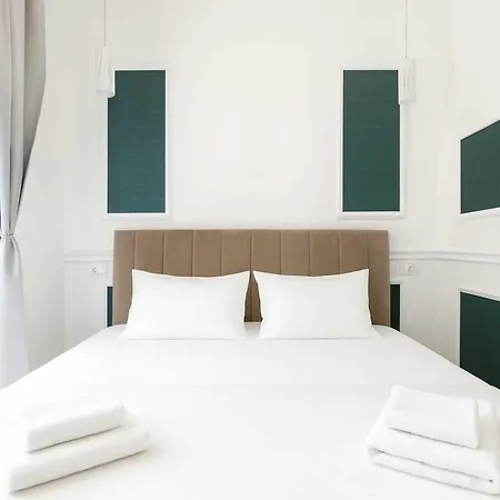 Venus Palace Golden Gate Rooms Affittacamere