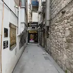 Guest house Silver Gate Rooms-diocletian's Palace 3*